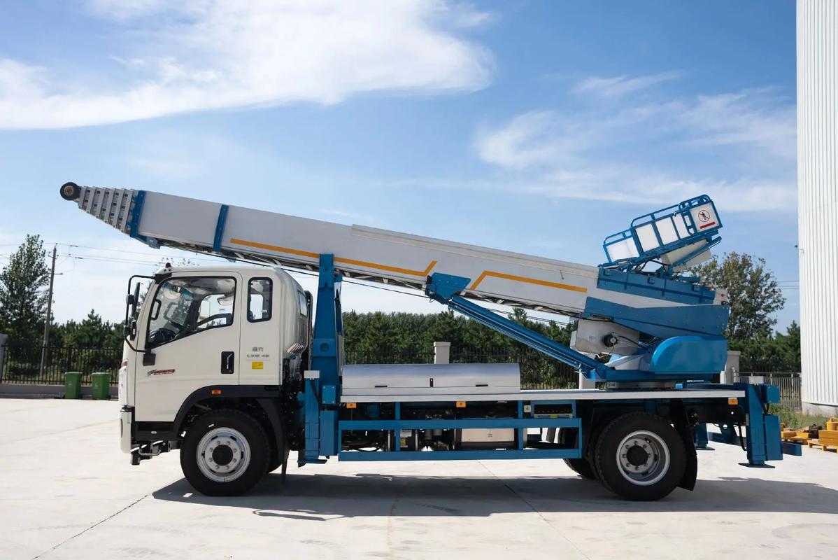 临高云梯上料车租赁费用