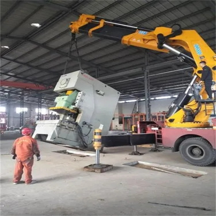 临高80吨折臂吊车出租附近电话