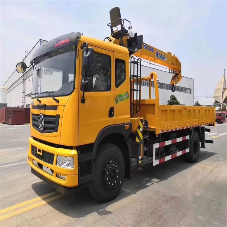 临高附近找一辆随车吊出租